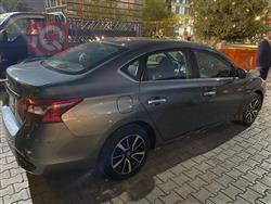 نیسان سێنترا